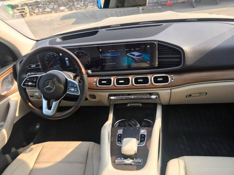 Mercedes-Benz GLS 450 4Matic 2020 nhập tư nhân đầu tiên về nước, trang bị khác xe chính hãng