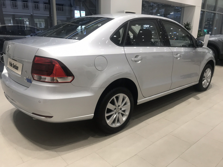 (Sale Shock) VOLKSWAGEN POLO SEDAN/HATCHBACK - Xe Đức 5 Chỗ, Lái Êm Đầm Chắc, Bền Bỉ, Bảo Dưỡng Rẻ, Bao Bank 90%, Lãi 4.99%