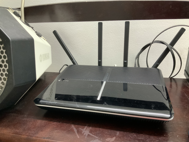 Có phải con aruba 135 default của nó là chỉ cấp IP cho 10 thiết bị không mí anh IT cnl ? Có phải con aruba 135 default của nó là chỉ cấp IP cho 10 thiết bị không mí anh IT cnl ?