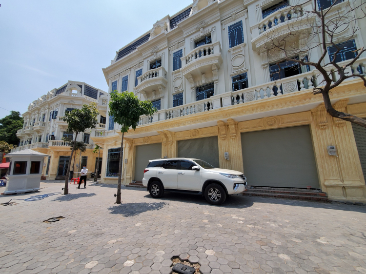 Sài Gòn: Có bác nào bị ngộp cần giải cứu BĐS không? Sài Gòn: Có bác nào bị ngộp cần giải cứu BĐS không?