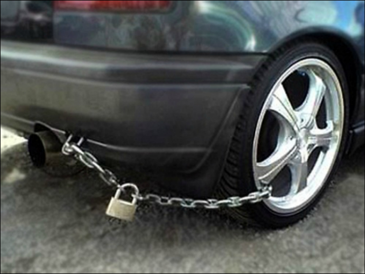 Nhờ các bạn giúp về điện ô tô: Làm công tắc dấu kín để chống trộm