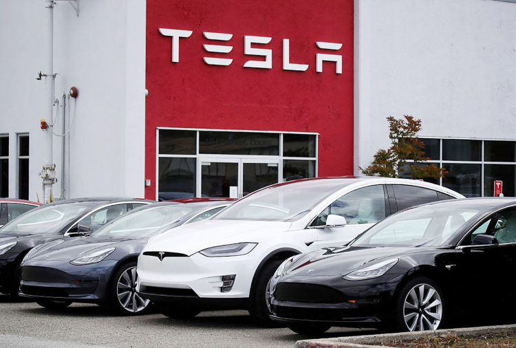 Xe Tesla đăng ký tại Trung Quốc tăng 450% sau khi nhà máy Thượng Hải mở cửa lại