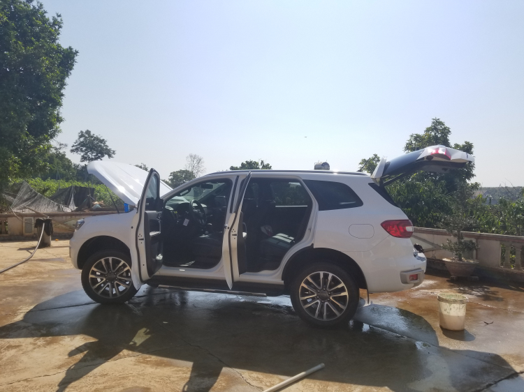 Quá trình đổi xe và chuyến xuyên Việt lần 3 trên Everest Bi-turbo 2019. Quá trình đổi xe và chuyến xuyên Việt lần 3 trên Everest Bi-turbo 2019.