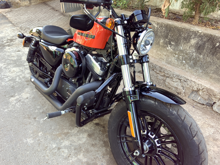 Nhờ các bác tư vấn giữa Harley Davidson Iron 1200 và 48 Nhờ các bác tư vấn giữa Harley Davidson Iron 1200 và 48