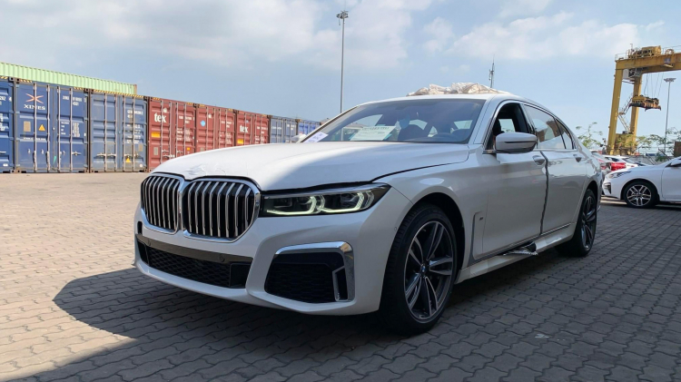 BMW X6 thế hệ mới và 7-Series LCI 2020 bất ngờ có mặt tại Việt Nam