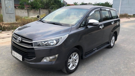 Toyota Innova 2017.jpg