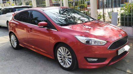 ford-focus-sport.jpg