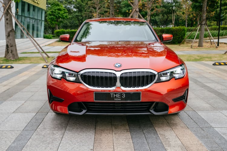 THACO BMW ra mắt 3 phiên bản 320i và 330i mới, giá từ 1,89 tỷ đồng