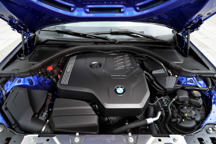 THACO BMW ra mắt 3 phiên bản 320i và 330i mới, giá từ 1,89 tỷ đồng THACO BMW ra mắt 3 phiên bản 320i và 330i mới, giá từ 1,89 tỷ đồng