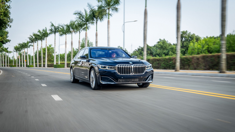 BMW 7-Series 2020 có giá bán từ 4,3 tỷ đồng, quyết so kè Mercedes S-Class