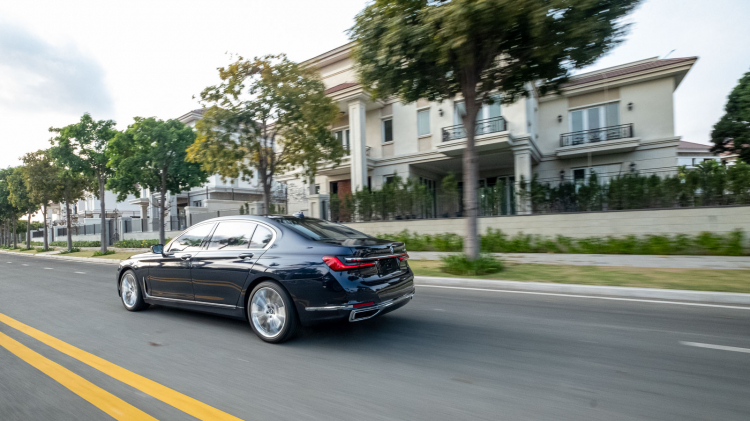 BMW 7-Series 2020 có giá bán từ 4,3 tỷ đồng, quyết so kè Mercedes S-Class BMW 7-Series 2020 có giá bán từ 4,3 tỷ đồng, quyết so kè Mercedes S-Class