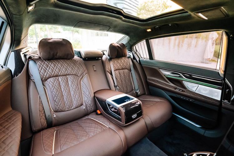 BMW 7-Series 2020 có giá bán từ 4,3 tỷ đồng, quyết so kè Mercedes S-Class BMW 7-Series 2020 có giá bán từ 4,3 tỷ đồng, quyết so kè Mercedes S-Class