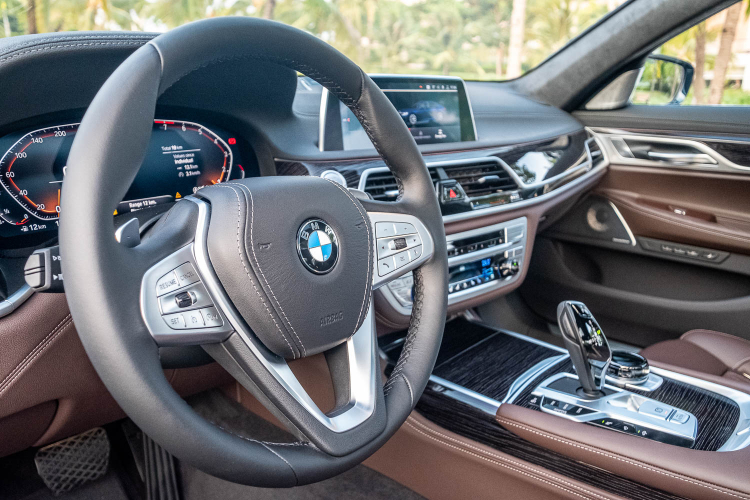 BMW 7-Series 2020 có giá bán từ 4,3 tỷ đồng, quyết so kè Mercedes S-Class BMW 7-Series 2020 có giá bán từ 4,3 tỷ đồng, quyết so kè Mercedes S-Class