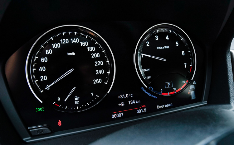 BMW X1 2020 có giá 1,85 tỷ đồng, cạnh tranh với Audi Q3