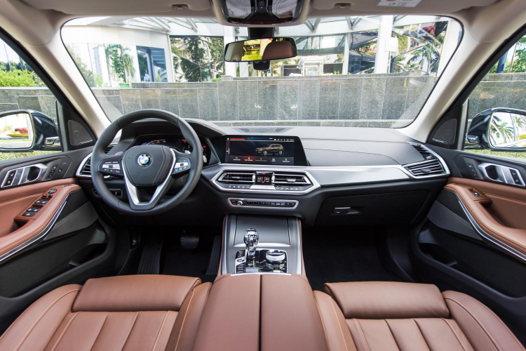 BMW X5 2020 báo giá từ 4,1 tỷ đồng tại Việt Nam, có hấp dẫn hơn Mercedes GLE?