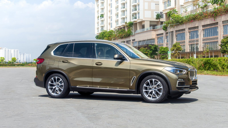 BMW X5 2020 báo giá từ 4,1 tỷ đồng tại Việt Nam, có hấp dẫn hơn Mercedes GLE?