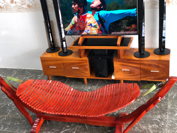 Đồ nội thất sofa, kệ tivi chilai có tốt kg mấy anh ?? Đồ nội thất sofa, kệ tivi chilai có tốt kg mấy anh ??