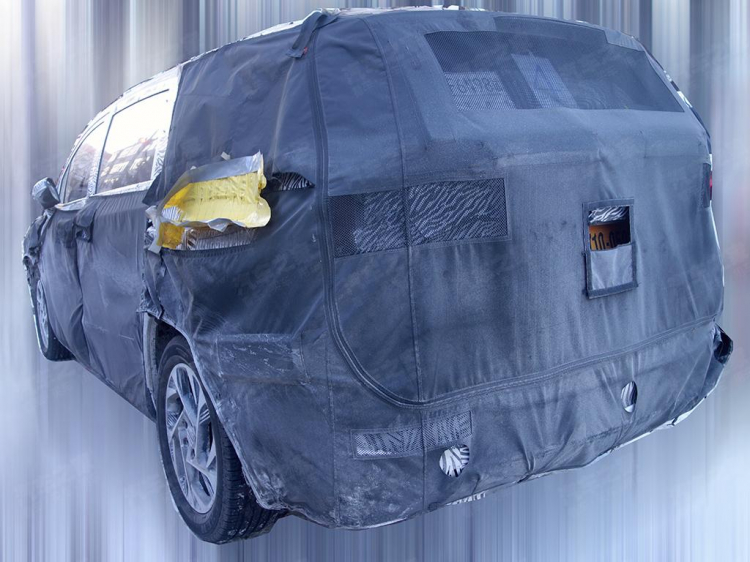 Lộ diện đối thủ mới của Kia Sedona: MPV Hyundai Custo