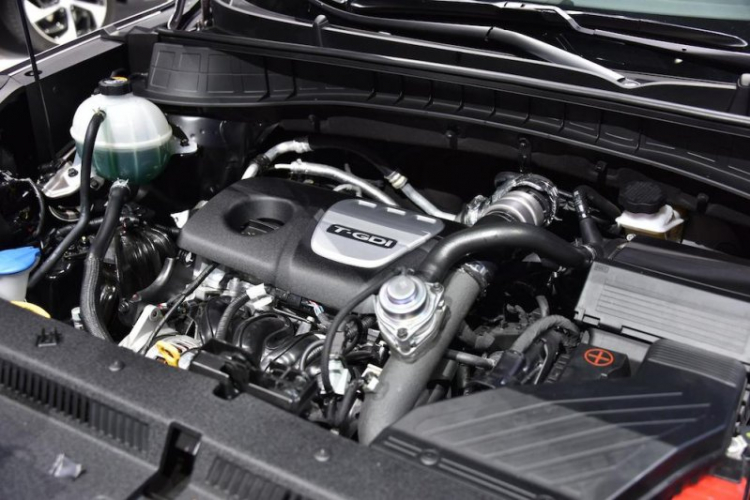 Hyundai Tucson 2016 gây bất ngờ với động cơ xăng - điện