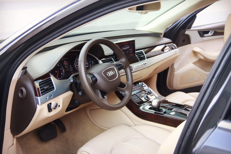 AUDI A8 Đẳng cấp khó phai