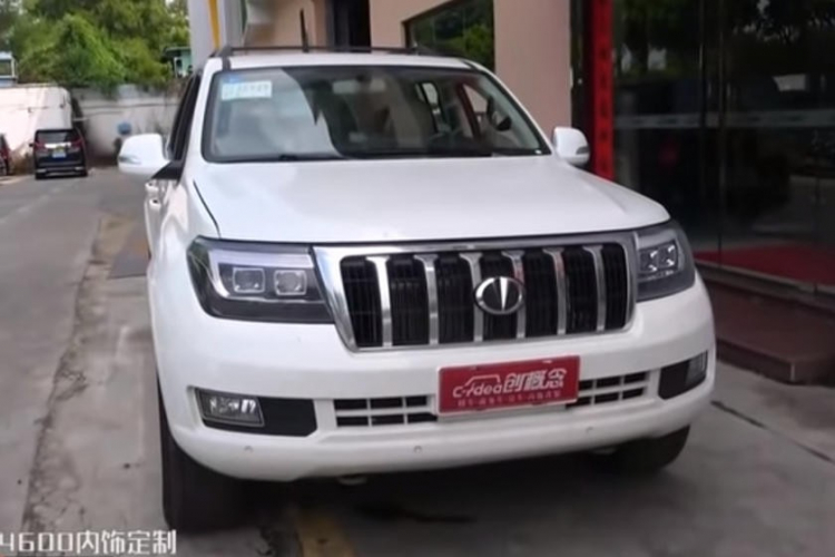 Toyota Land Cruiser hàng nhái tại Trung Quốc rẻ và sang hơn cả xe thật Toyota Land Cruiser hàng nhái tại Trung Quốc rẻ và sang hơn cả xe thật