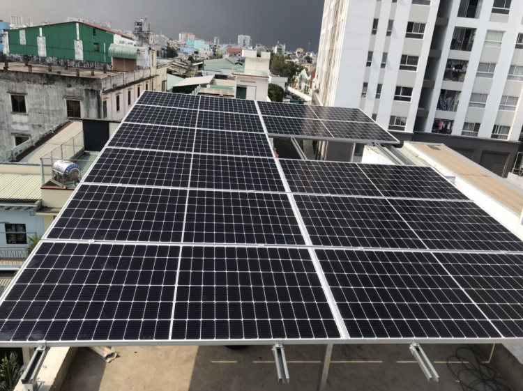 Tấm năng lượng mặt trời Tấm năng lượng mặt trời