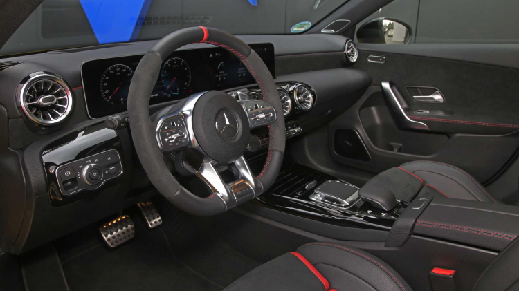 Cận cảnh bản độ Mercedes AMG A45 S mạnh 518 mã lực của hãng độ Posaidon