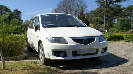 mazda premacy.jpg