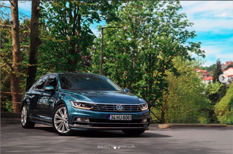 (GIÁ SAU GIẢM : 1,214,000,000 vnđ) VOLKSWAGEN PASSAT 2021 - Sản Xuất Tại Đức 100% - 5 Chỗ 1.8 TSI - GIÁ TỐT ĐỂ SỞ HỮU