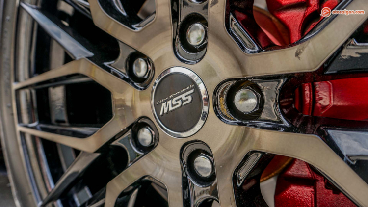 Chủ xe mạnh tay chi hơn 100 triệu nâng cấp Mitsubishi Grandis