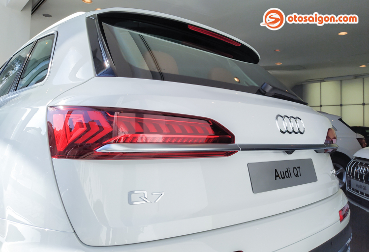 Cận cảnh Audi Q7 2020 tại Việt Nam: SUV cỡ trung hiện đại và đẹp mắt