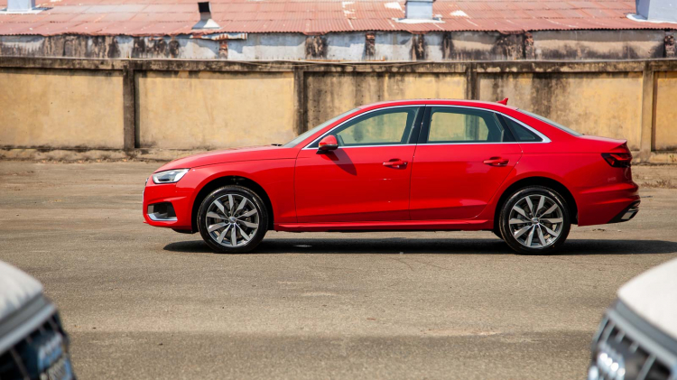 Audi A4 2020 ra mắt tại Việt Nam: thiết kế thể thao hơn, có thêm bản quattro