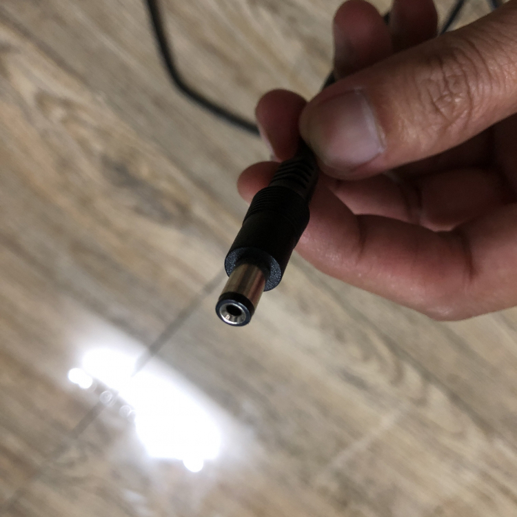 Đổi củ Adapter vầy dc ko mấy bác? Đổi củ Adapter vầy dc ko mấy bác?
