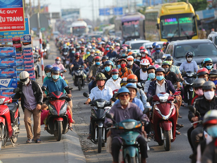 Đề xuất bật đèn xe máy cả ban ngày: Không phù hợp