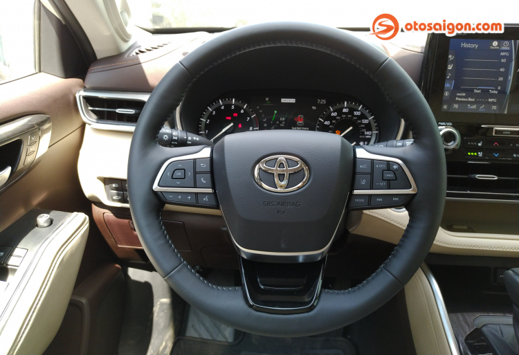 Chi tiết Toyota Highlander 2020 nhập Mỹ đầu tiên về Việt Nam, tràn ngập trang bị Chi tiết Toyota Highlander 2020 nhập Mỹ đầu tiên về Việt Nam, tràn ngập trang bị