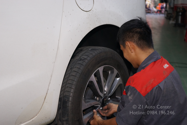 Chia sẻ cách khắc phục lồng vè nỉ trong hộc bánh không còn bị xệ, bị rách. Chia sẻ cách khắc phục lồng vè nỉ trong hộc bánh không còn bị xệ, bị rách.