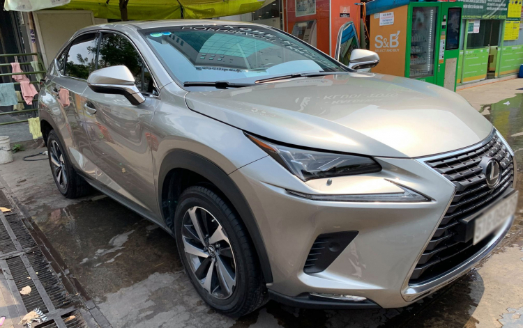 Chạy 2 năm, Lexus NX300 bán lại giá cao hơn cả GLC200 4Matic mới