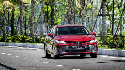 Toyota Camry.jpg