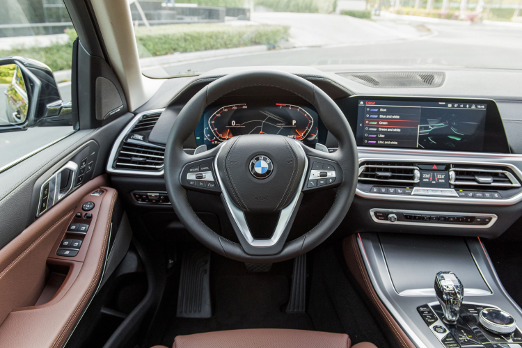 So sánh Audi Q7 và BMW X5: SUV hạng sang 2020 nào hấp dẫn?