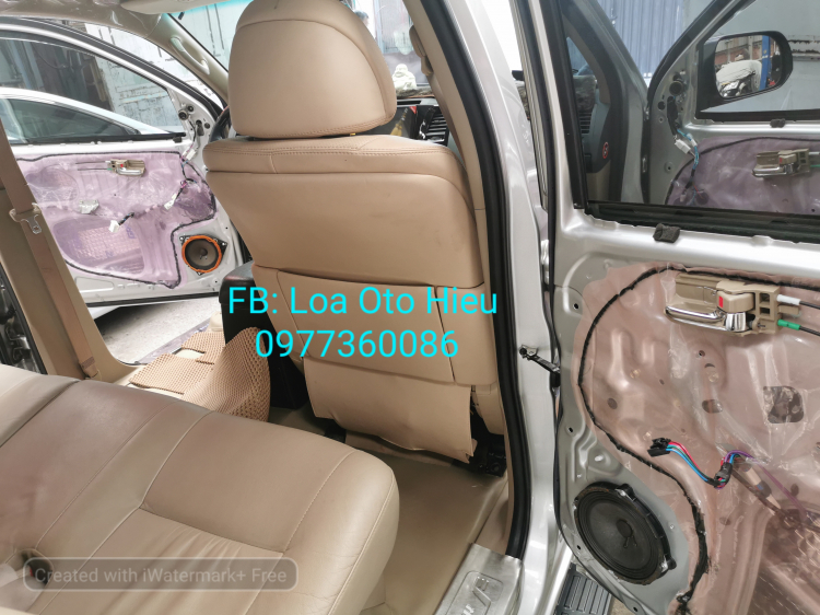 Toyota Fortuner độ âm thanh cấu hình plug and play.