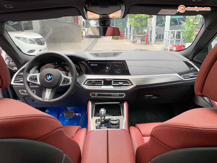 Cận cảnh BMW X6 xDrive40i M Sport màu Carbon Black giá gần 5 tỷ đồng tại Việt Nam