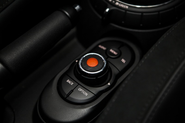 Mini 5 cửa chính thức có mặt tại Việt Nam Mini 5 cửa chính thức có mặt tại Việt Nam