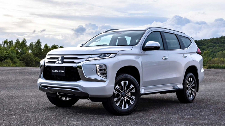 Mitsubishi Pajero Sport nâng cấp đồng hồ kỹ thuật số của bản 2020 tại Việt Nam