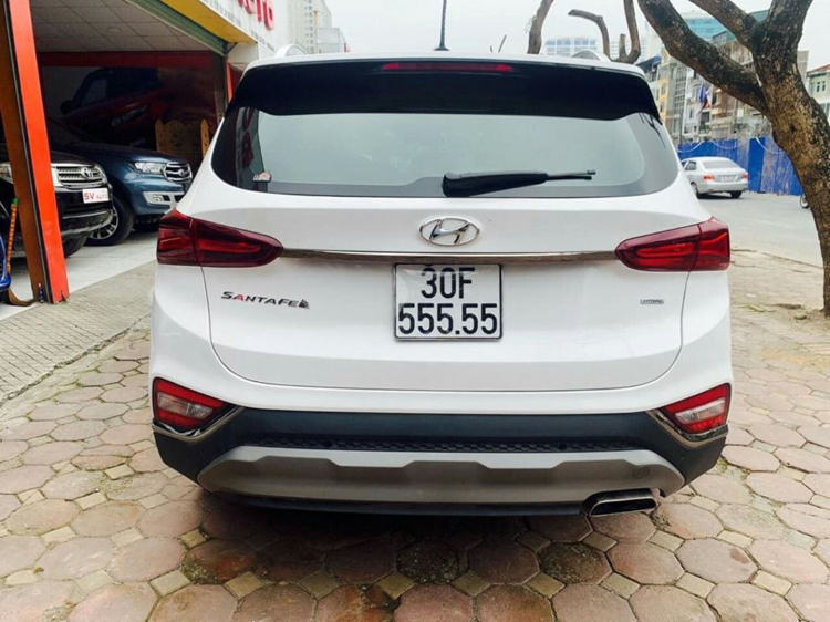 Sau hơn một năm, Hyundai Santa Fe biển ngũ quý 5 hạ giá 700 triệu còn 1,8 tỷ đồng