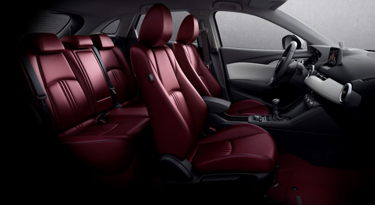 Mazda CX-3 2020 có thêm phiên bản 1.5, tùy chọn màu sơn xám xi măng