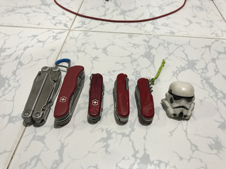 hỏi anh tuấn lé - kềm leatherman