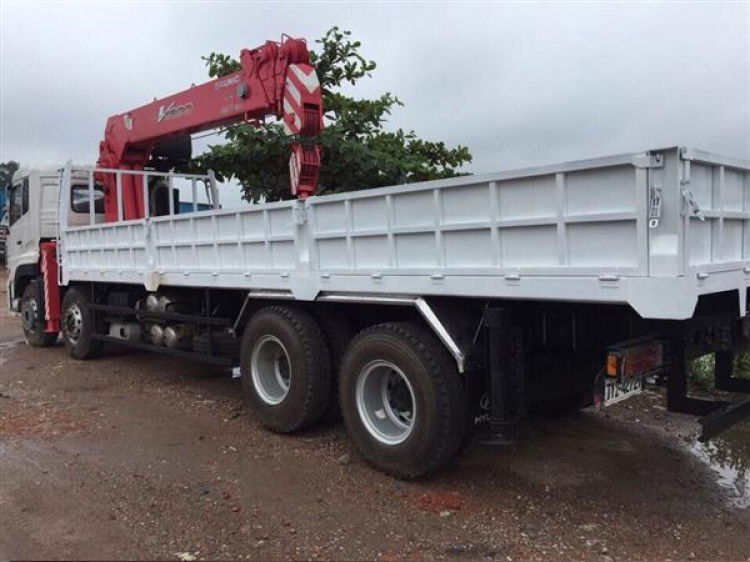 Bán xe tải Dongfeng 4 chân gắn cẩu Unic 12 tấn Bán xe tải Dongfeng 4 chân gắn cẩu Unic 12 tấn