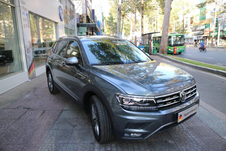 (Giảm 207 triệu, còn 1,522 tỷ) VW Tiguan Allspace, Model 2021 - SUV 7 Chỗ Nhập Khẩu - Hãng Xe Đức - Đủ Màu - Giá Tốt - Vay Bank 90% - 0909 171 299