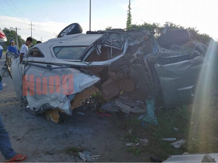Soi Hyundai Santa Fe 2022 facelift chạy thử ở châu Âu: Đổi ngoại hình, thay động cơ Soi Hyundai Santa Fe 2022 facelift chạy thử ở châu Âu: Đổi ngoại hình, thay động cơ