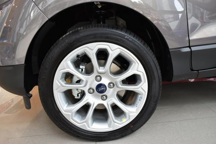 nhờ mí anh soi xem giá xe như vầy đã kịch sàn chưa....? nhờ mí anh soi xem giá xe như vầy đã kịch sàn chưa....?